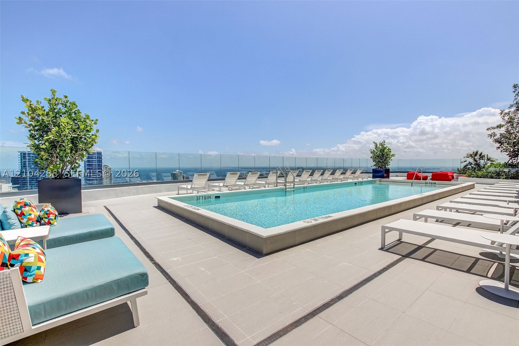 55 SW 9th St #2309, Miami FL 33130