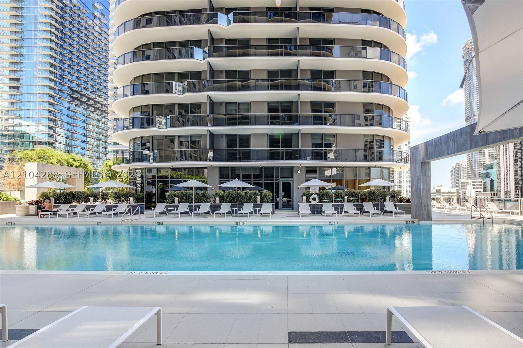 55 SW 9th St #2309, Miami FL 33130