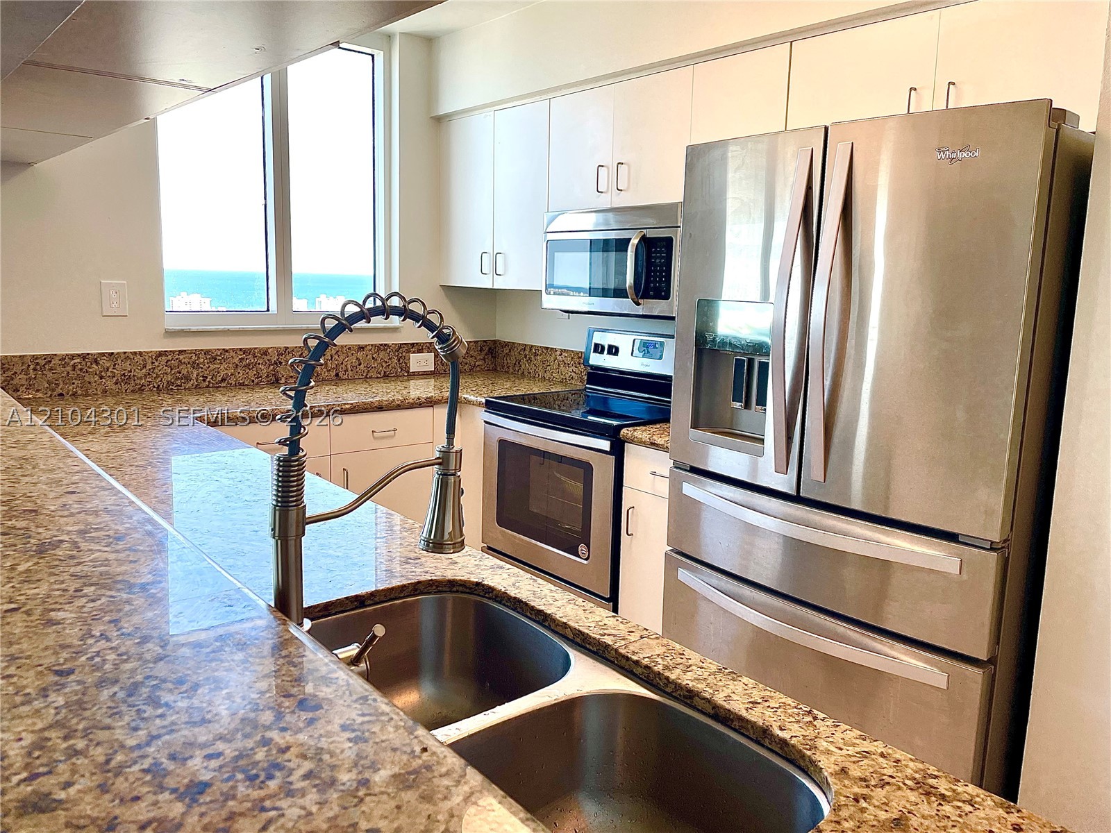 650 West Ave #2712, Miami Beach FL 33139