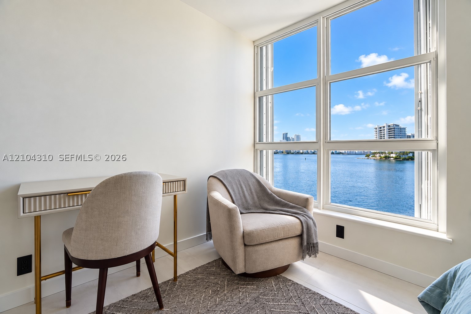 3530 Mystic Pointe Dr #415, Aventura FL 33180