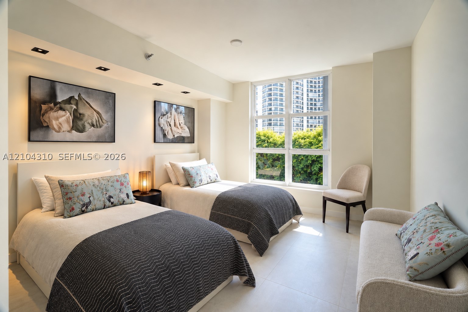 3530 Mystic Pointe Dr #415, Aventura FL 33180