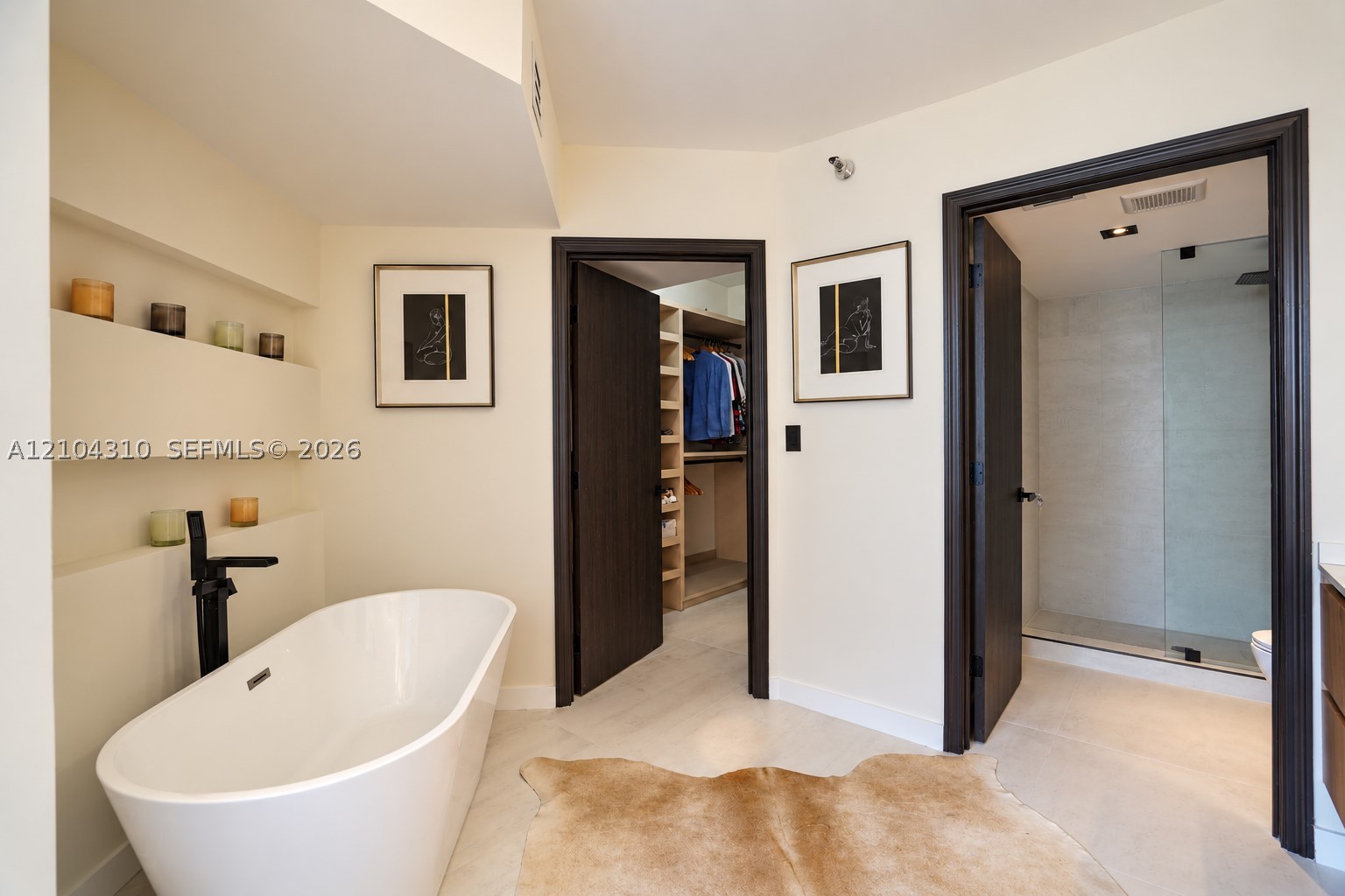 3530 Mystic Pointe Dr #415, Aventura FL 33180