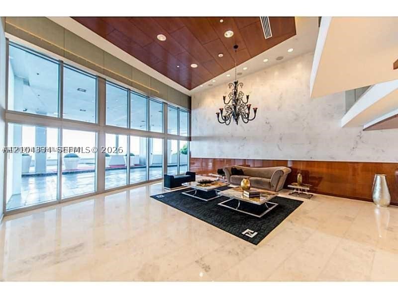 17121 Collins Ave #907, Sunny Isles Beach FL 33160