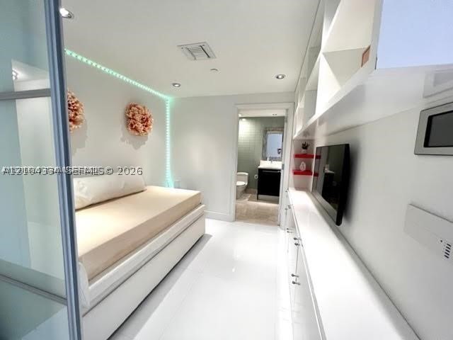 17121 Collins Ave #907, Sunny Isles Beach FL 33160