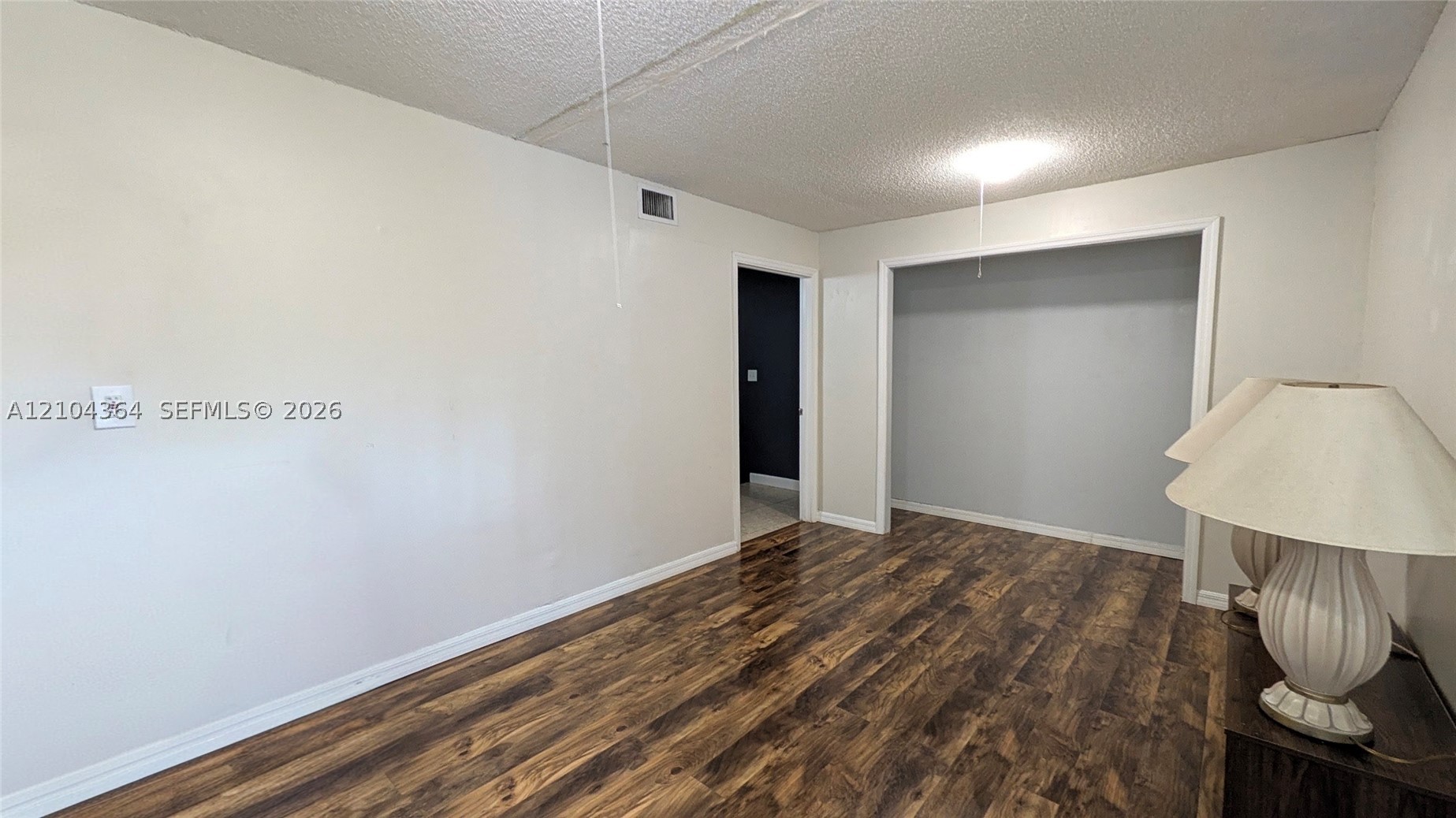 502 NW 11th St, Miami FL 33136
