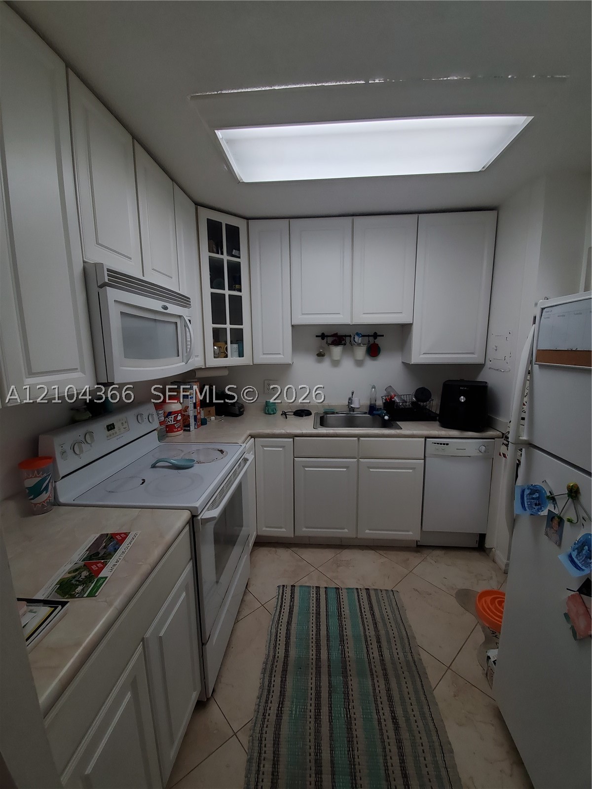 2555 NE 11th St #301, Fort Lauderdale FL 33304