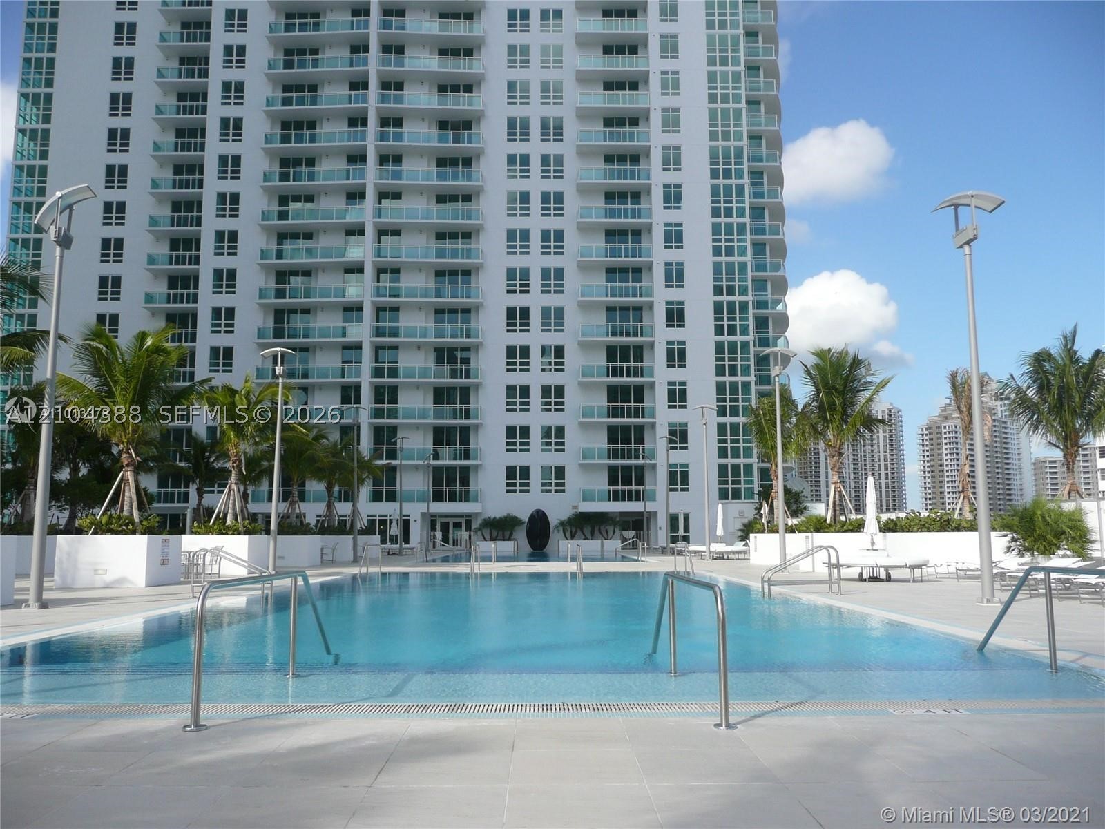 951 Brickell Ave #3403, Miami FL 33131
