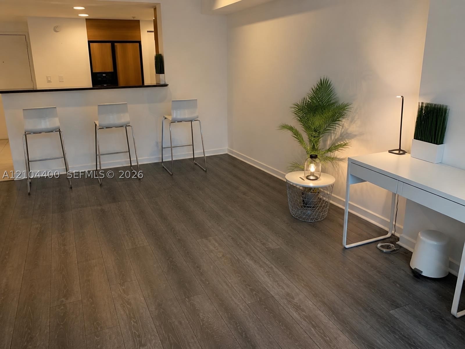 335 S Biscayne Blvd #3406, Miami FL 33131