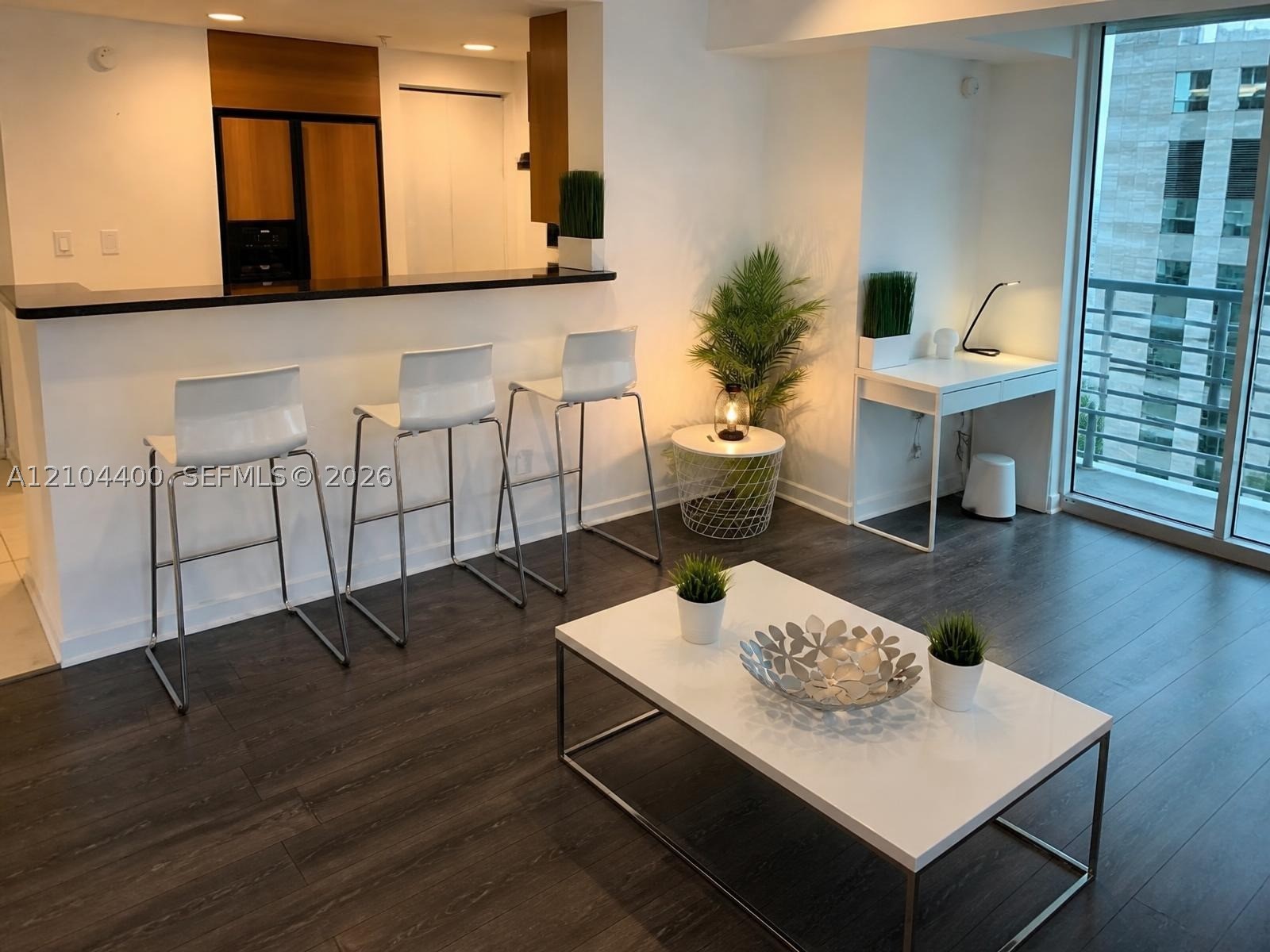 335 S Biscayne Blvd #3406, Miami FL 33131