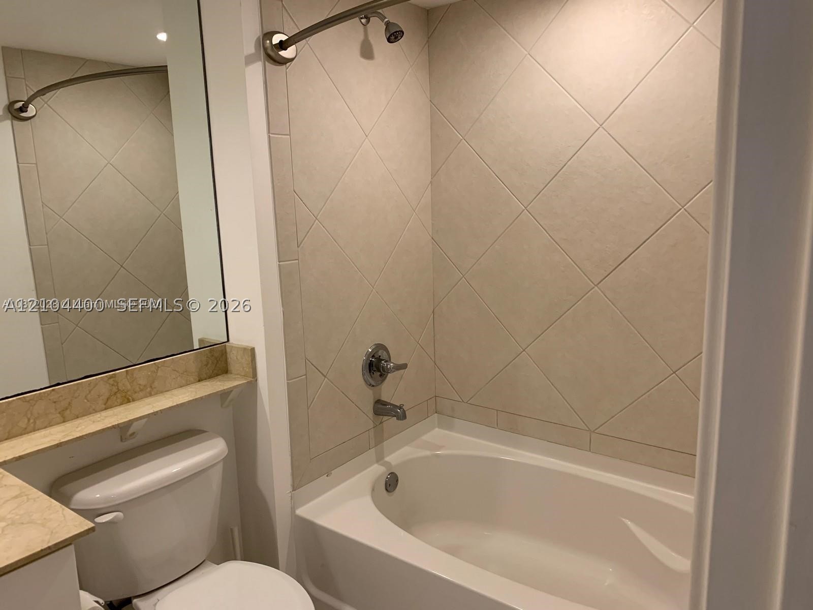 335 S Biscayne Blvd #3406, Miami FL 33131