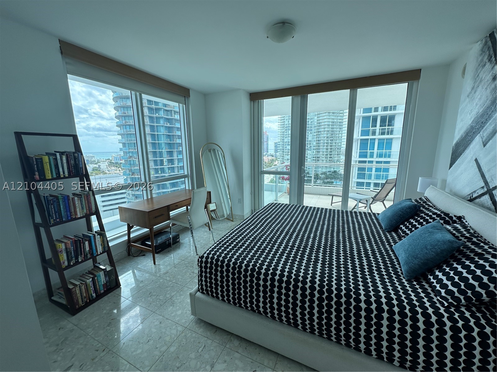 540 West Ave #1811, Miami Beach FL 33139