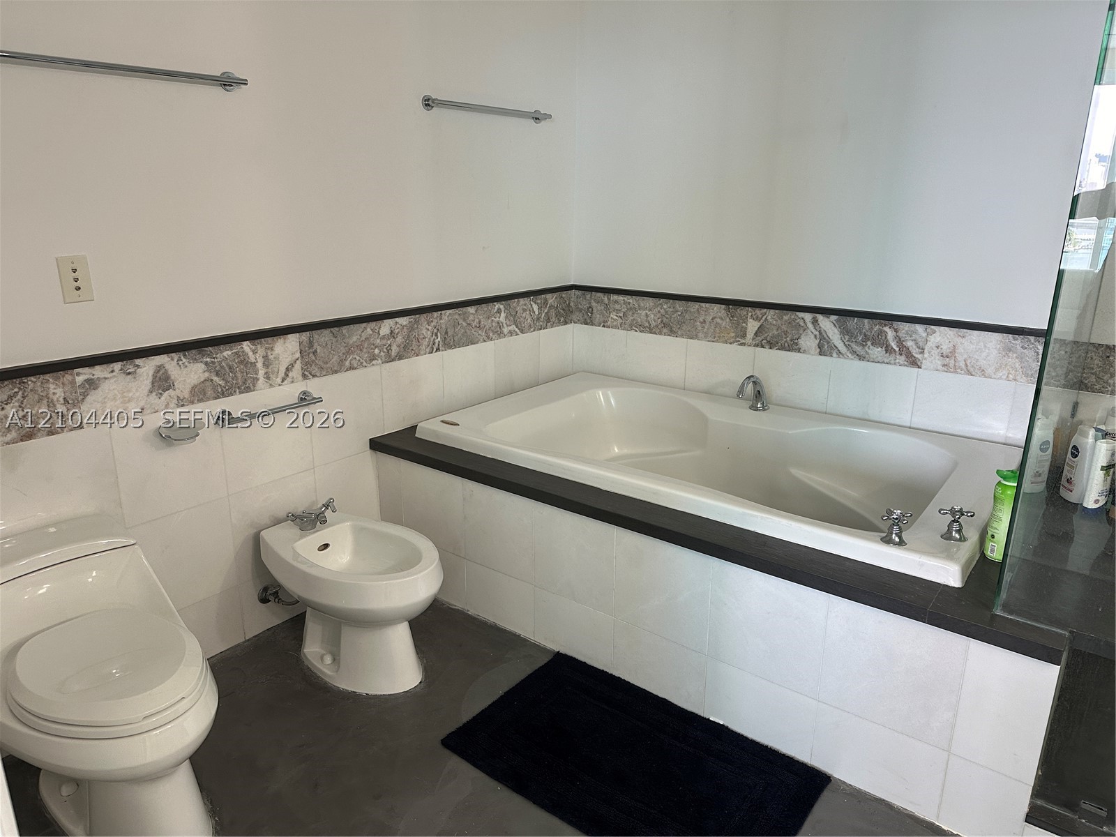 540 West Ave #1811, Miami Beach FL 33139