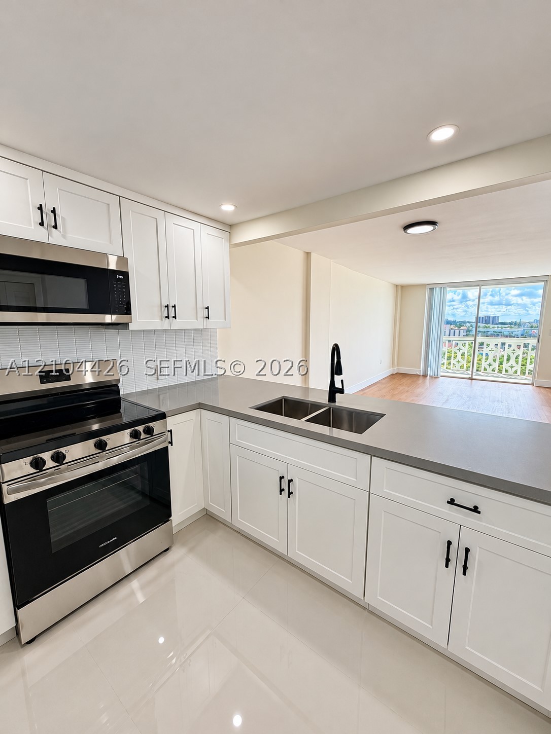 13155 Ixora Ct #804, North Miami FL 33181