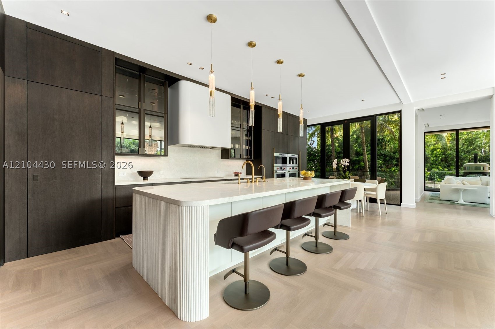 360 Harbor Ln, Key Biscayne FL 33149