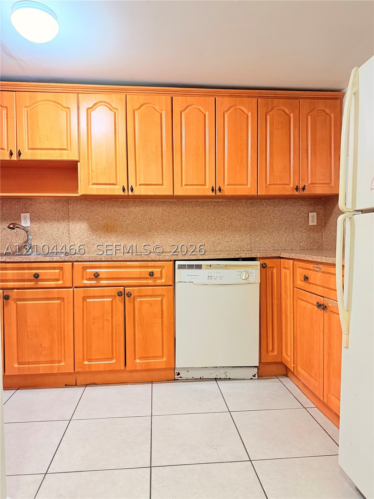 10000 NW 80th Ct #2227, Hialeah Gardens FL 33016