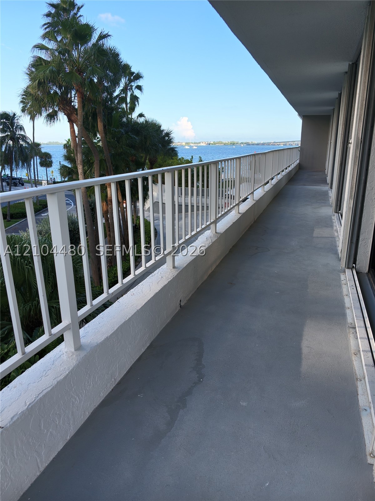 200 SE 15th Rd #4I, Miami FL 33129