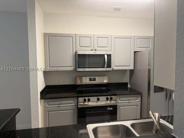 21150 SW 87th Ave #304, Cutler Bay FL 33189