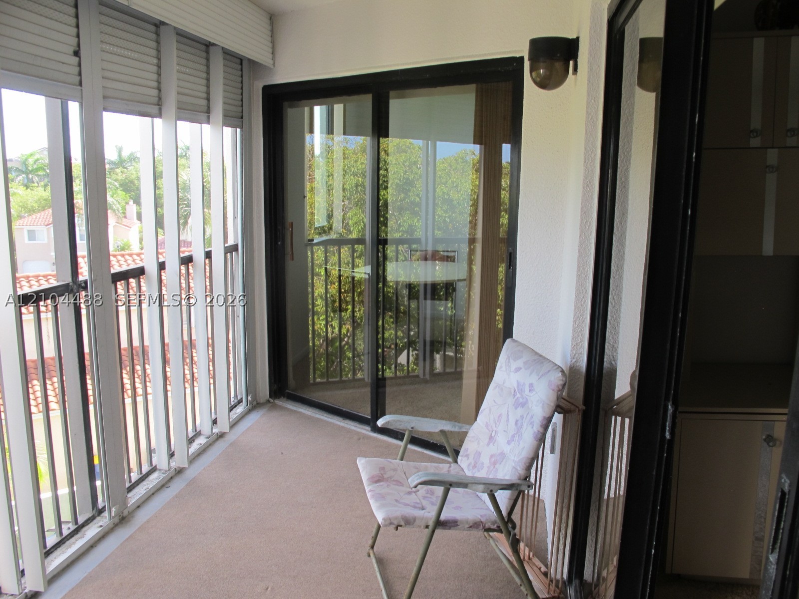 520 SE 12th St #305, Dania Beach FL 33004