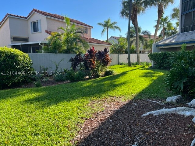 520 SE 12th St #305, Dania Beach FL 33004
