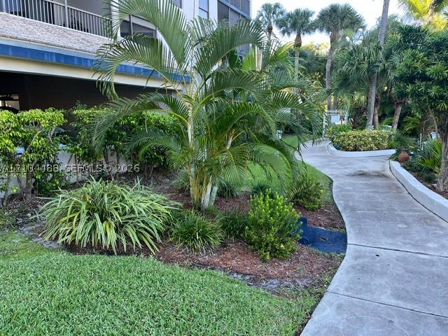 520 SE 12th St #305, Dania Beach FL 33004