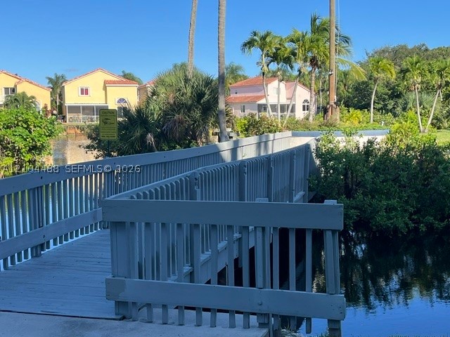520 SE 12th St #305, Dania Beach FL 33004