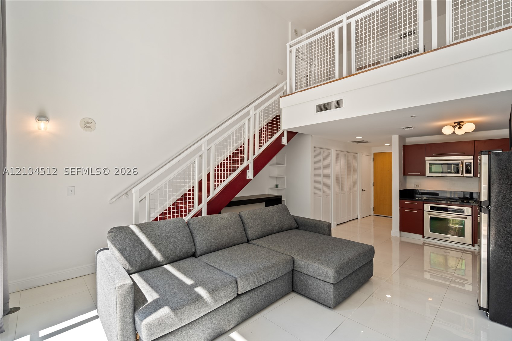 253 NE 2nd St #424, Miami FL 33132