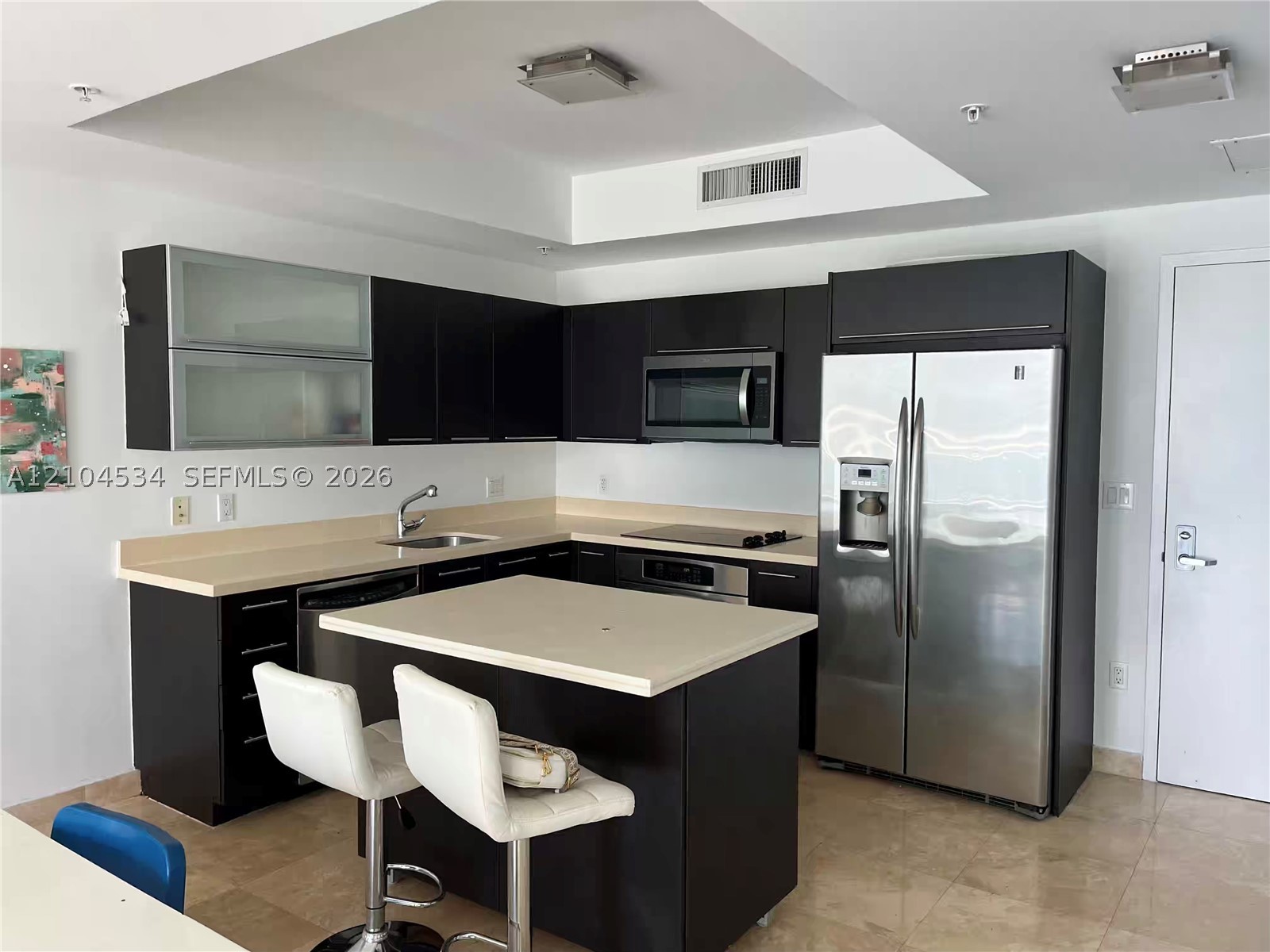 90 SW 3rd St #1615, Miami FL 33130