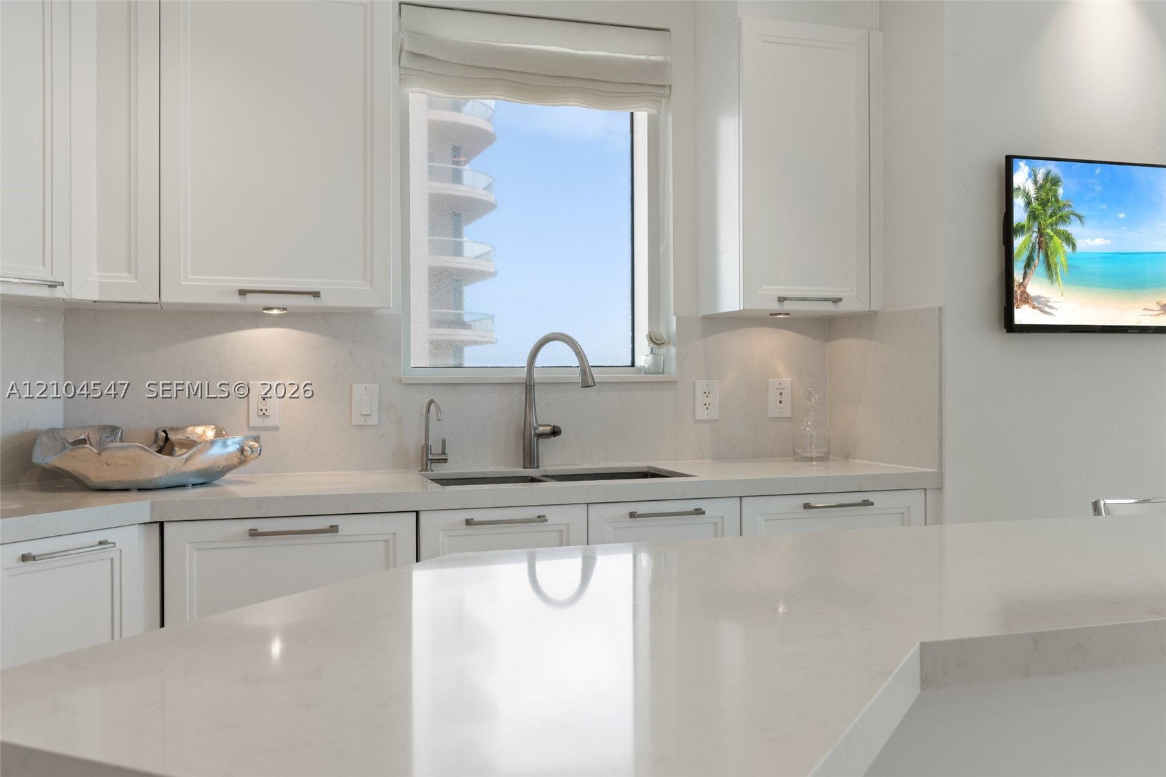 16047 Collins Ave #1401, Sunny Isles Beach FL 33160