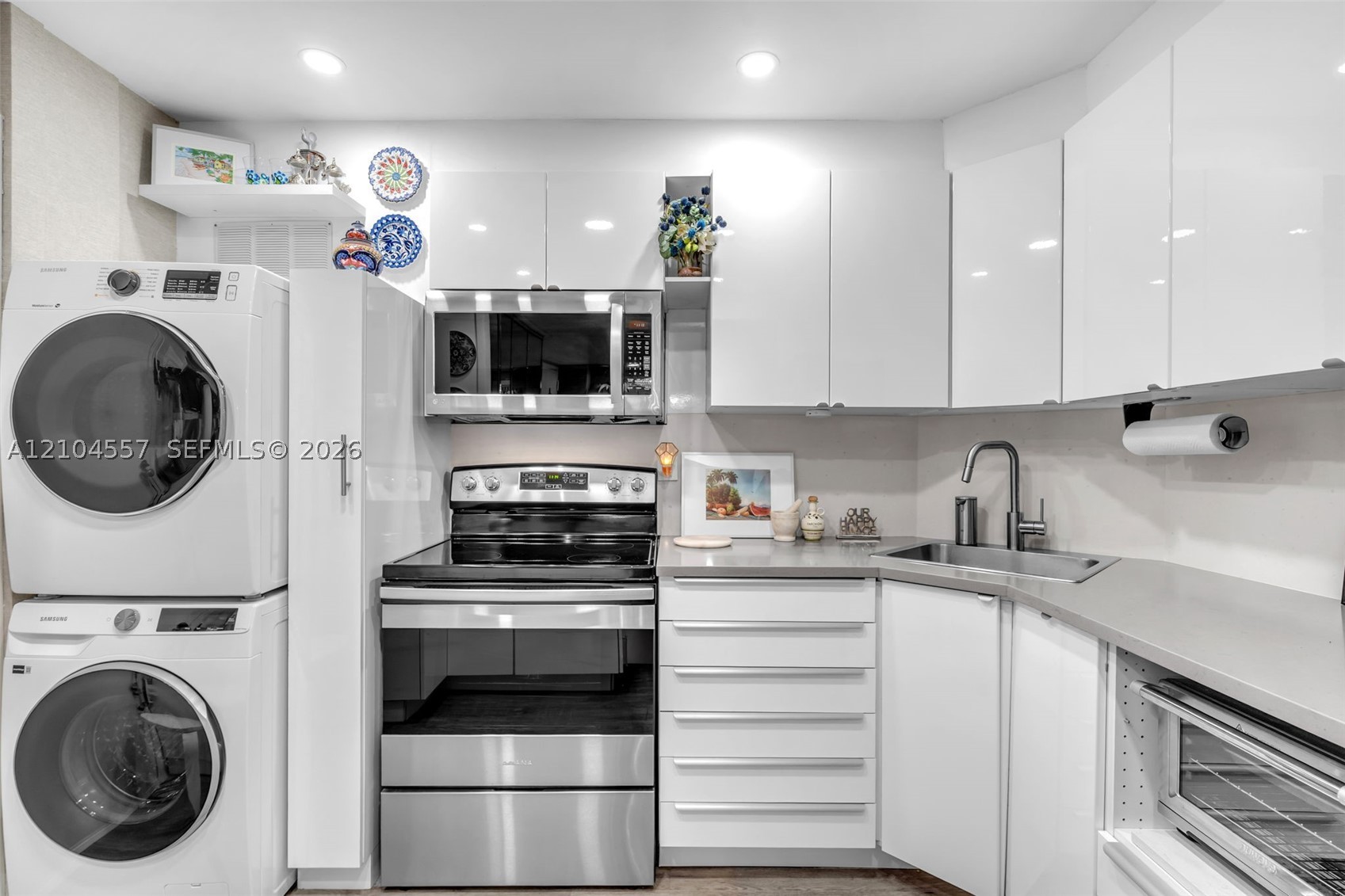 2333 Brickell Ave #1808, Miami FL 33129