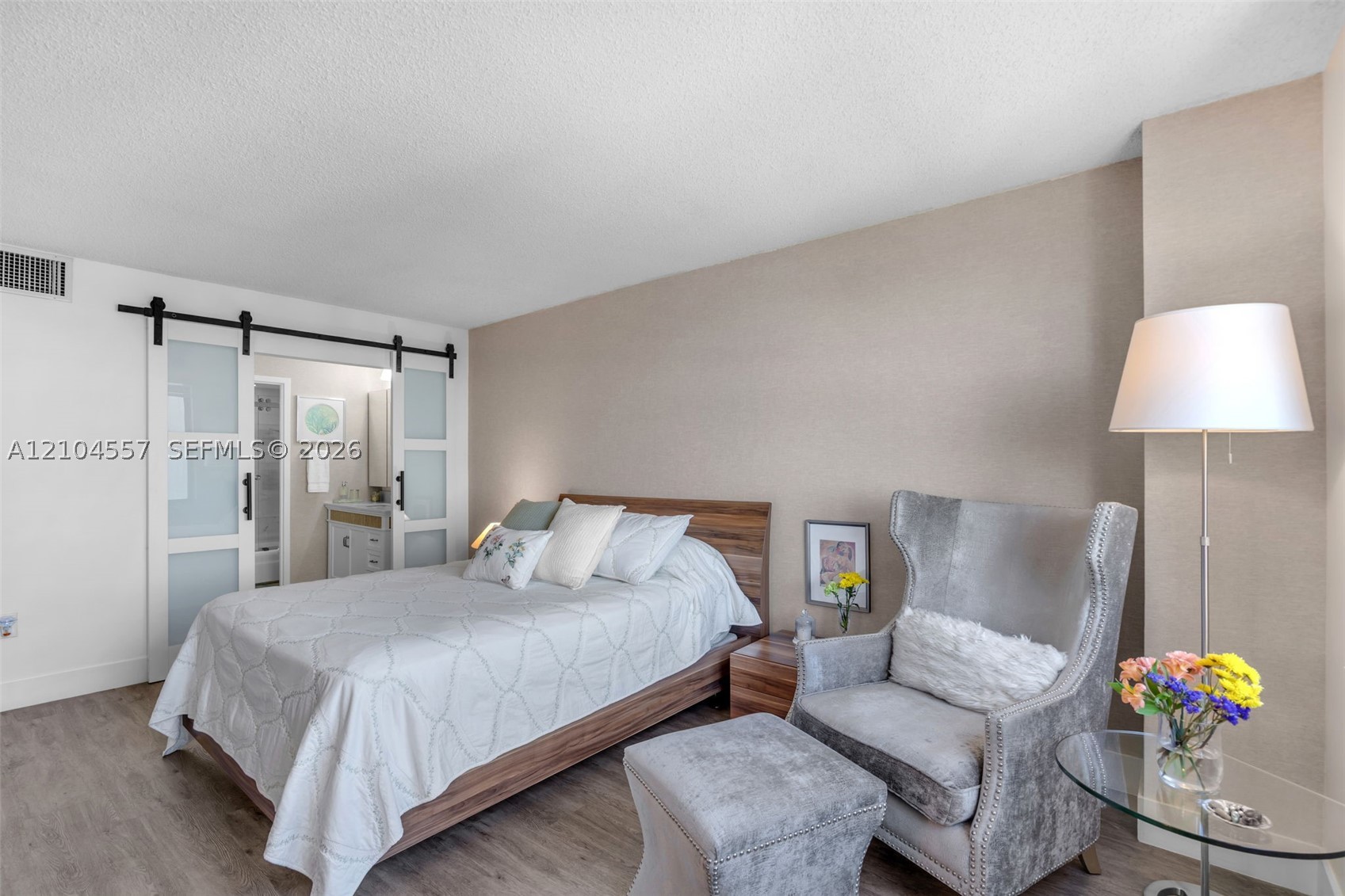 2333 Brickell Ave #1808, Miami FL 33129