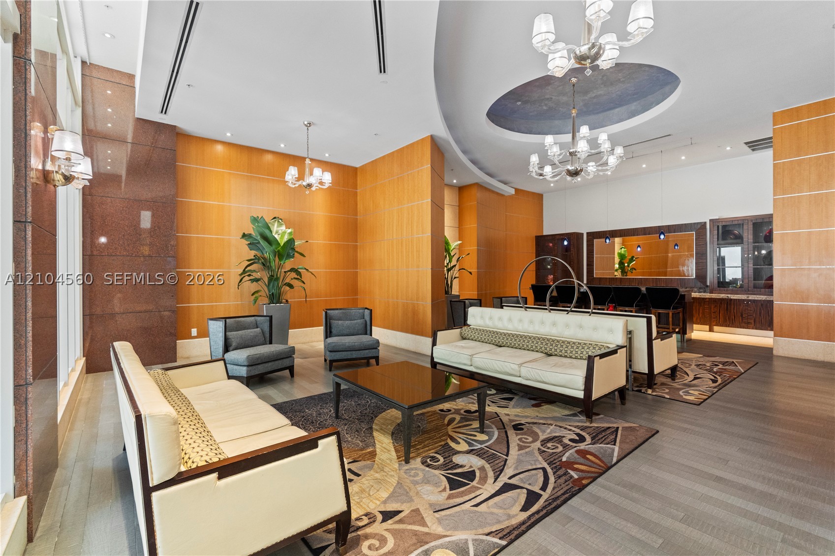 253 NE 2nd St #424, Miami FL 33132