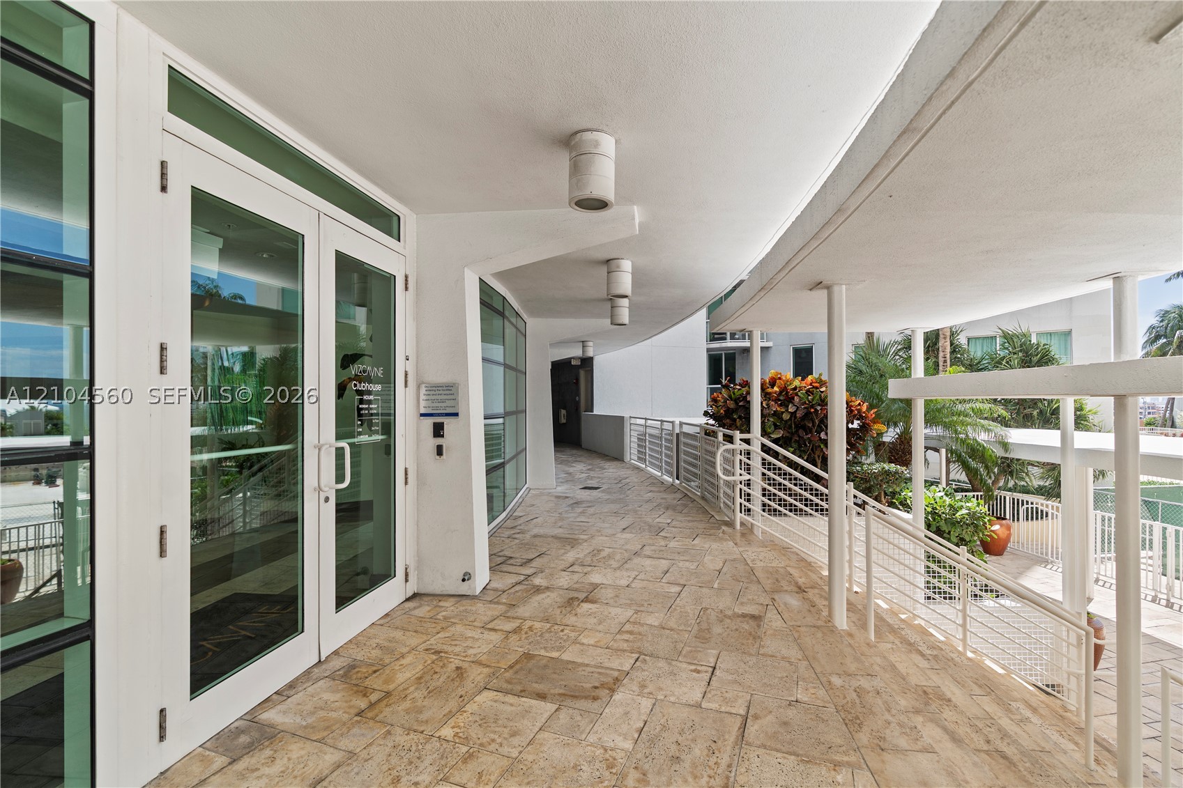 253 NE 2nd St #424, Miami FL 33132