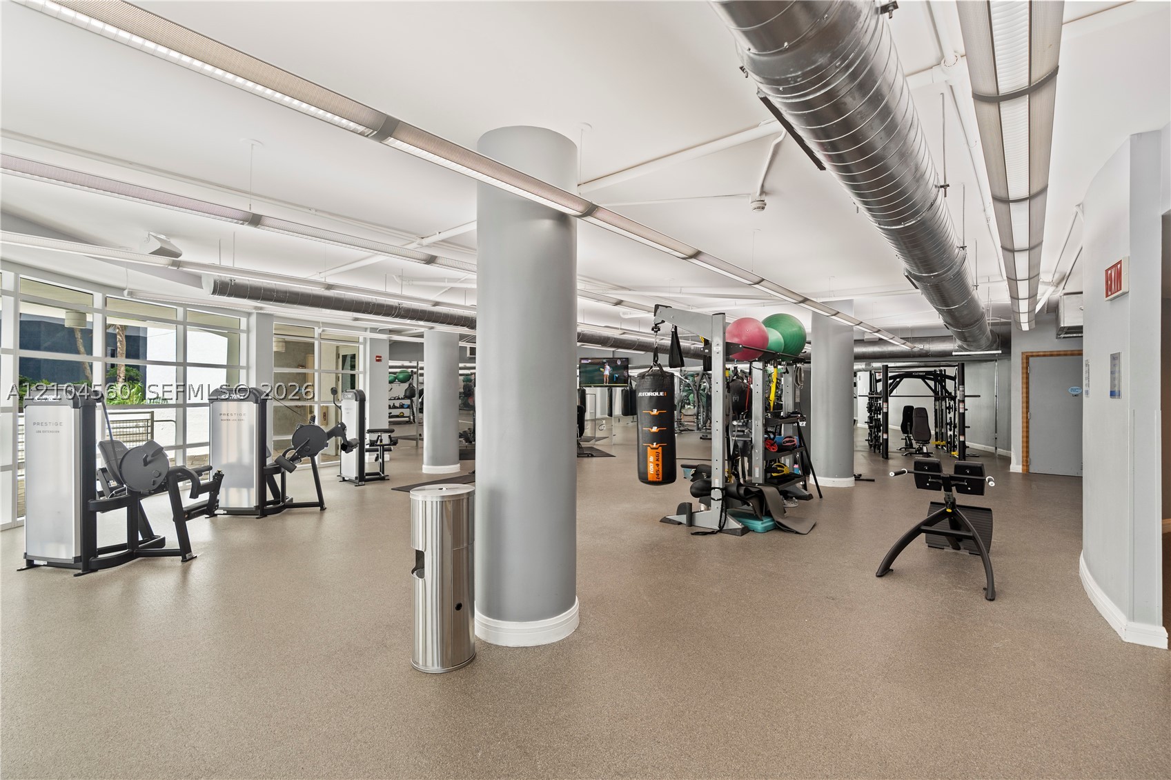 253 NE 2nd St #424, Miami FL 33132