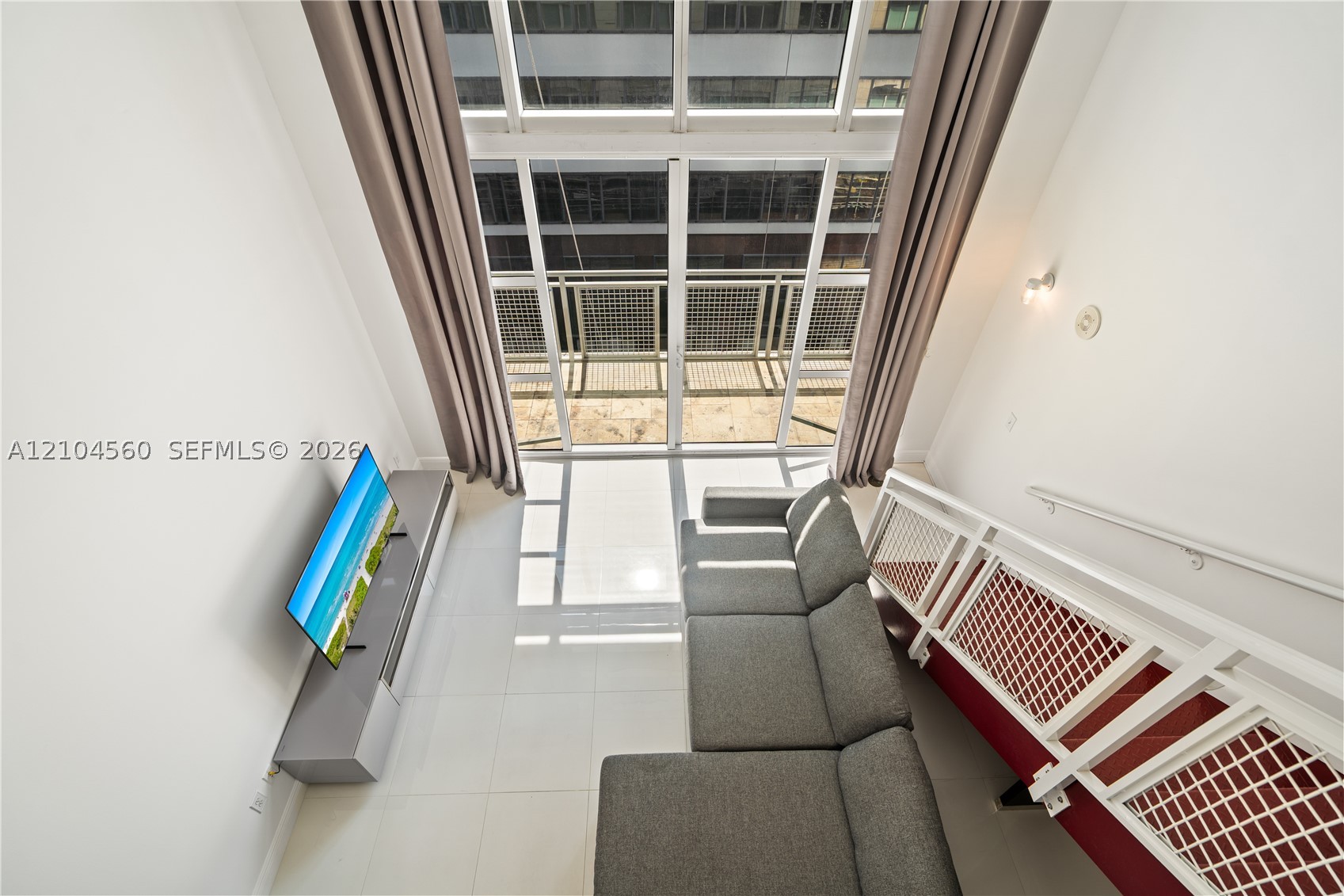 253 NE 2nd St #424, Miami FL 33132