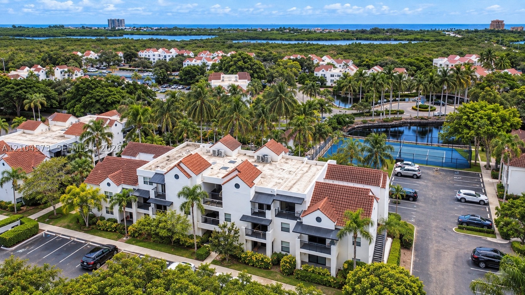 609 E Sheridan St #404, Dania Beach FL 33004