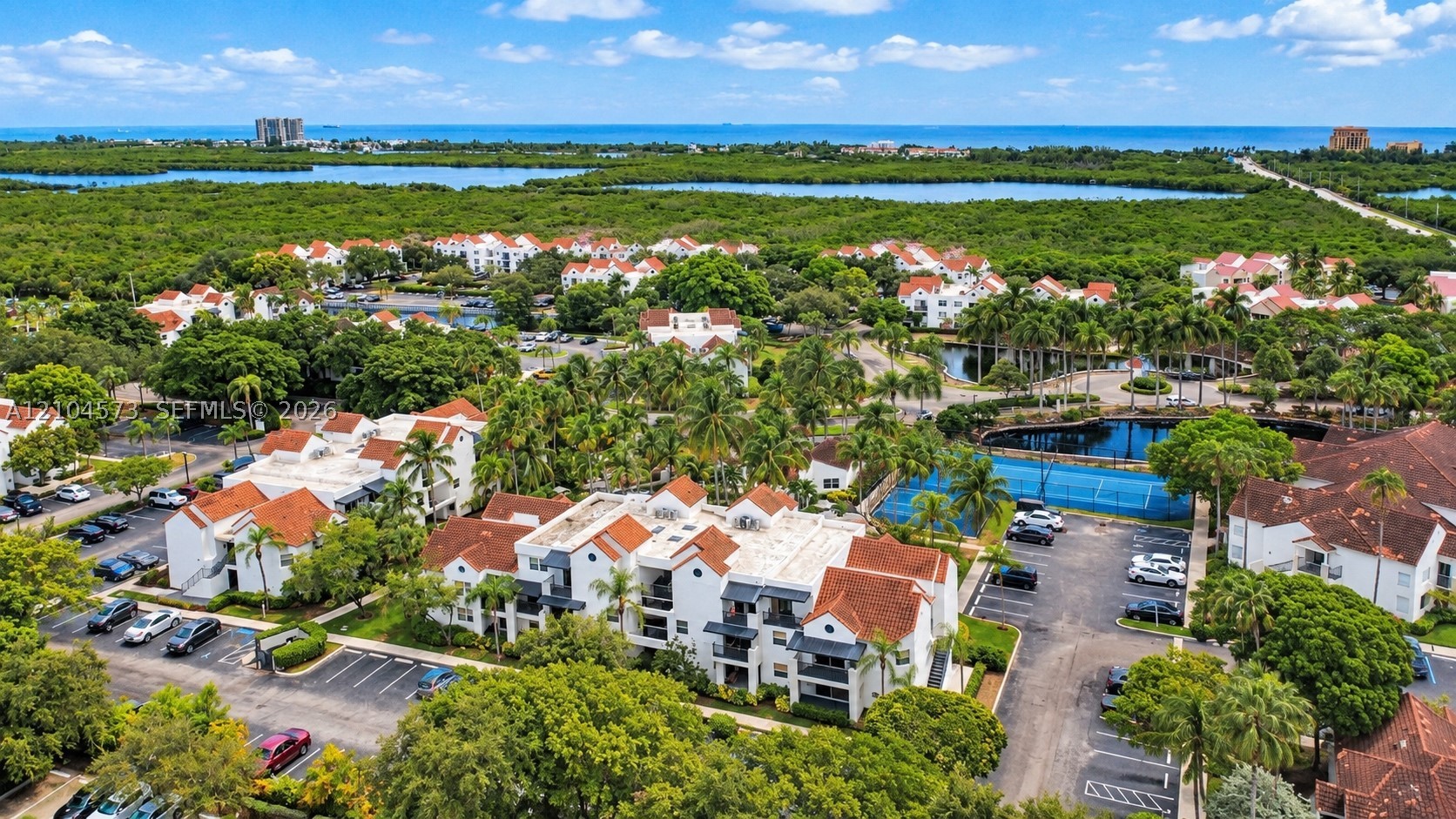 609 E Sheridan St #404, Dania Beach FL 33004