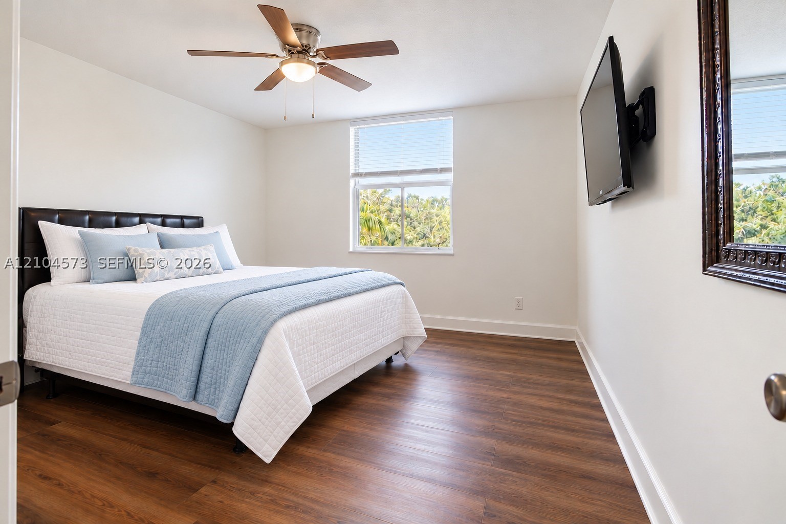 609 E Sheridan St #404, Dania Beach FL 33004