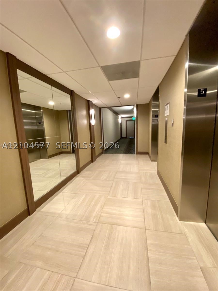 3701 N Country Club Dr #508, Aventura FL 33180
