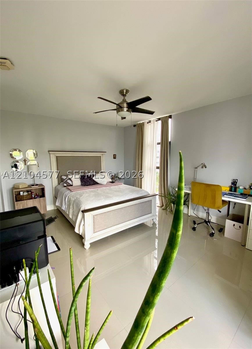 3701 N Country Club Dr #508, Aventura FL 33180