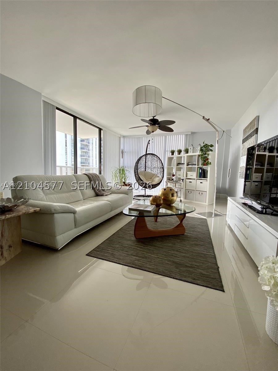 3701 N Country Club Dr #508, Aventura FL 33180
