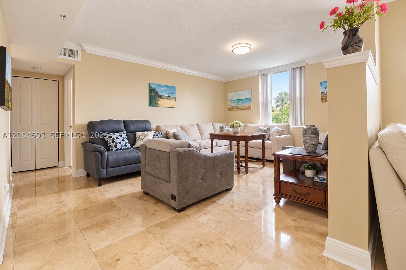609 E Sheridan St #405, Dania Beach FL 33004