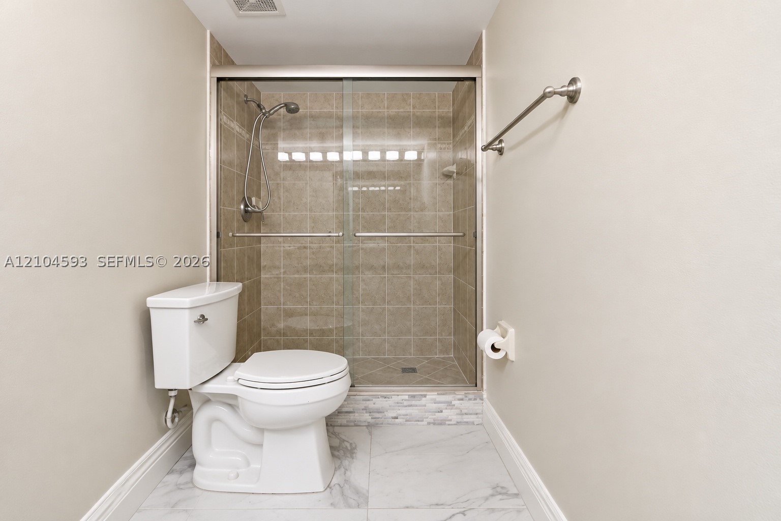 609 E Sheridan St #405, Dania Beach FL 33004