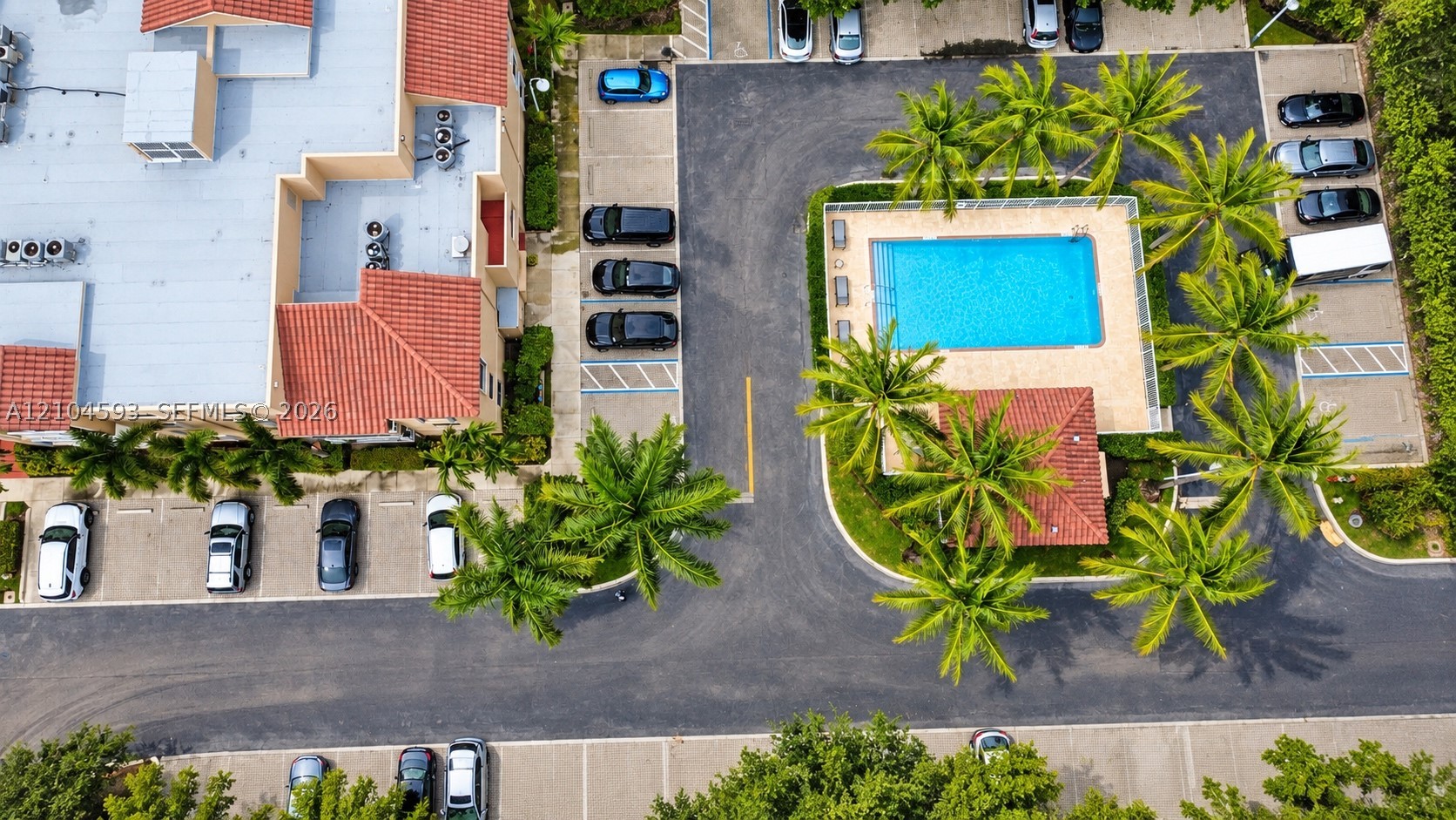 609 E Sheridan St #405, Dania Beach FL 33004