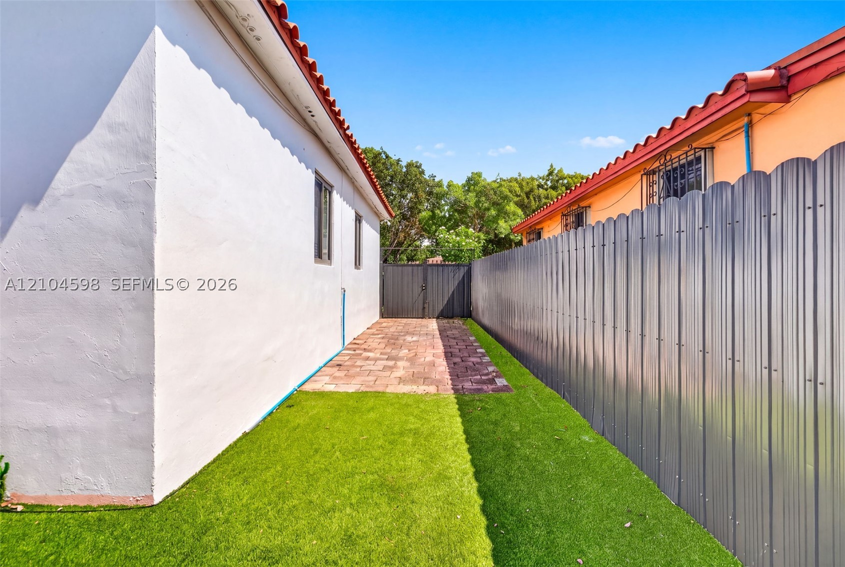 220 SW 51st Ct, Miami FL 33134