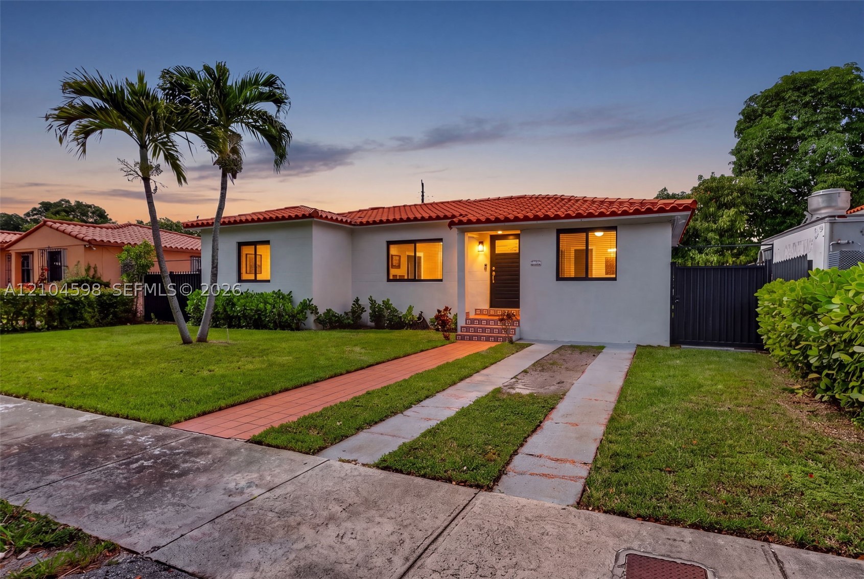 220 SW 51st Ct, Miami FL 33134
