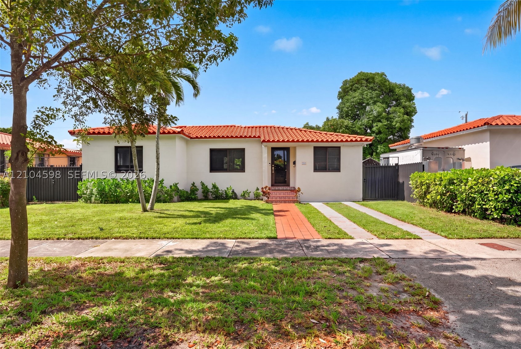 220 SW 51st Ct, Miami FL 33134