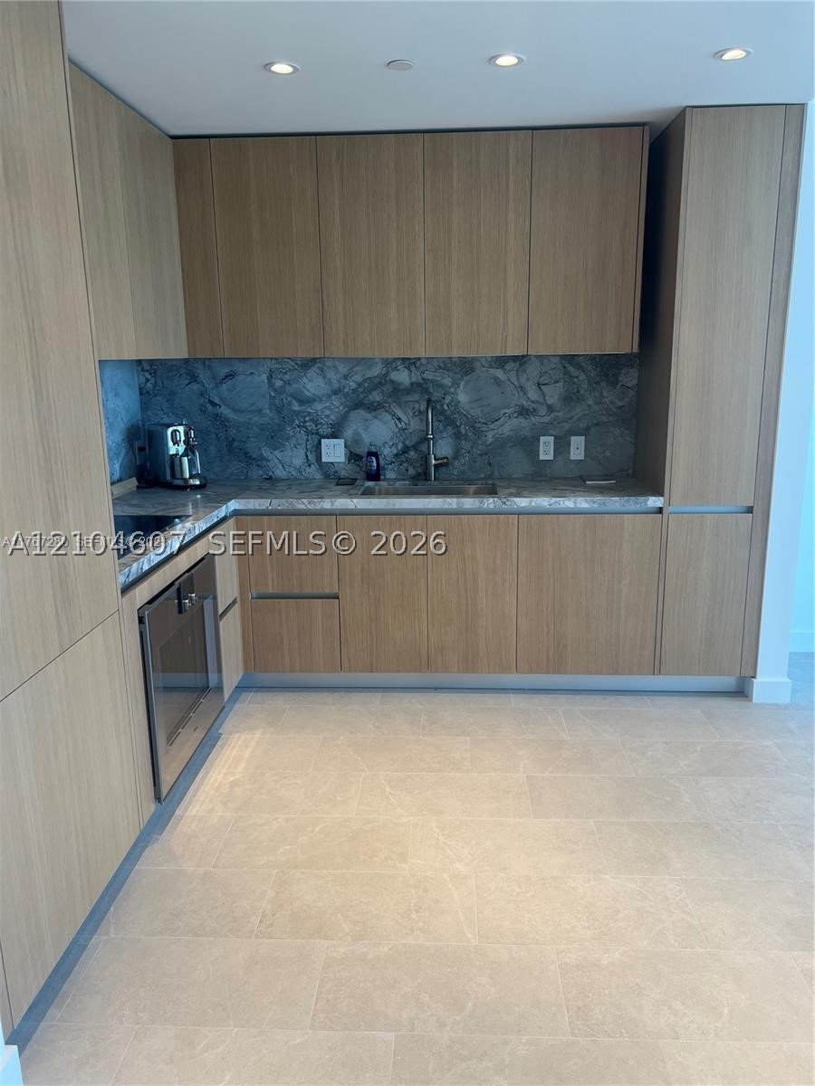 500 Alton Rd #1008, Miami Beach FL 33139