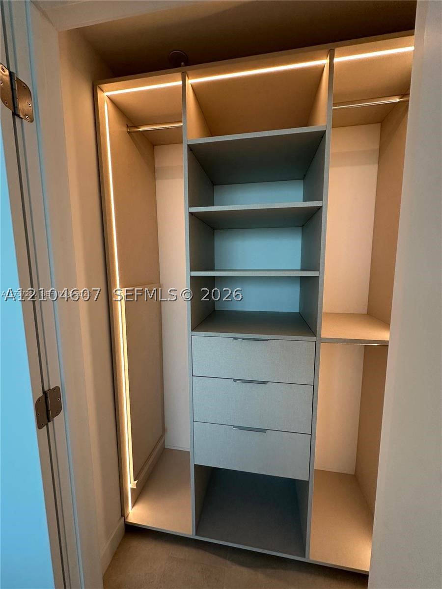 500 Alton Rd #1008, Miami Beach FL 33139