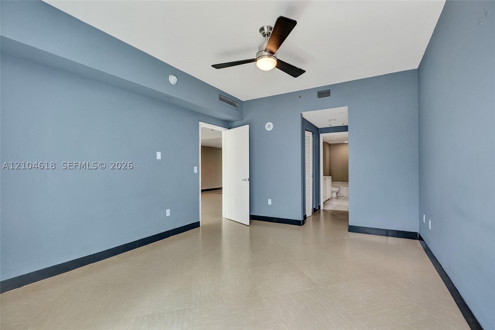 951 Brickell Ave #1106, Miami FL 33131