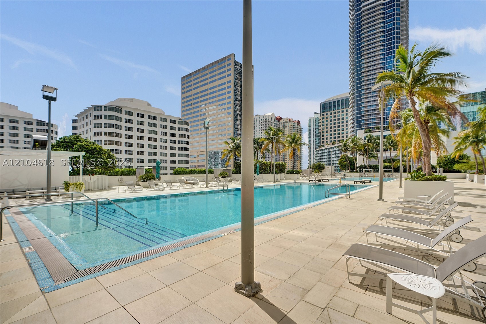 951 Brickell Ave #1106, Miami FL 33131
